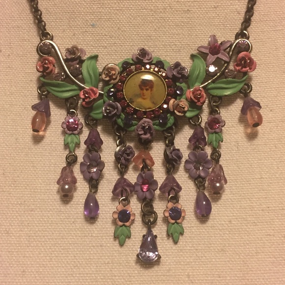 Jewelry - Enamel and rhinestone floral necklace
